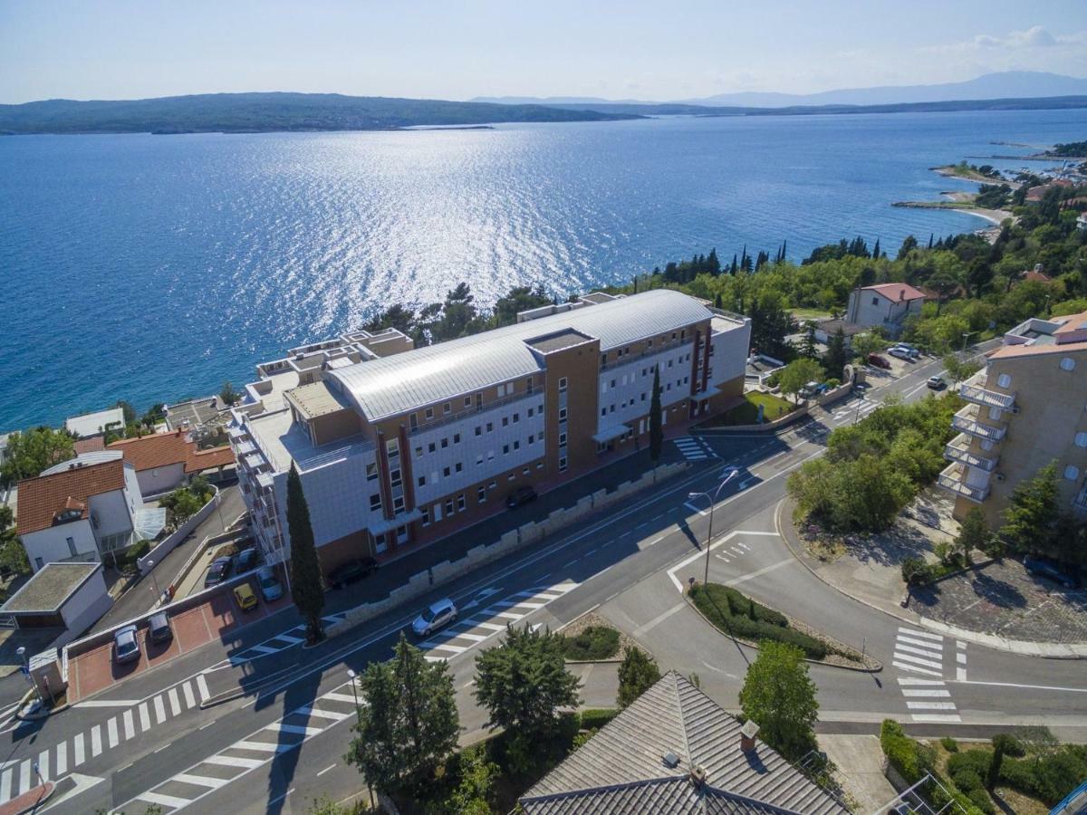 Apartments Mb Crikvenica Exteriör bild