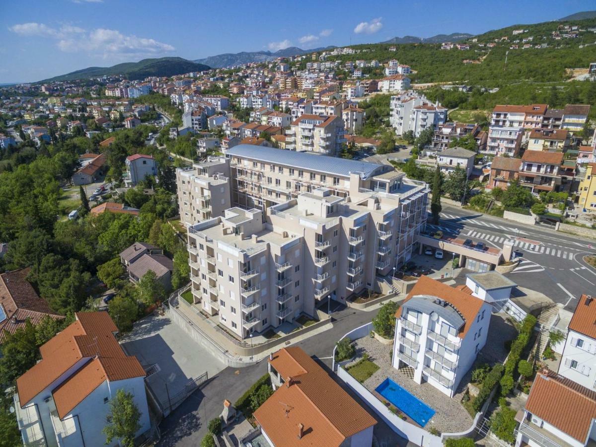 Apartments Mb Crikvenica Exteriör bild